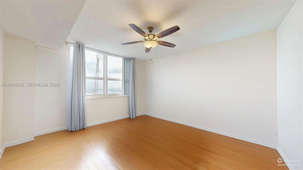 19501 W Country Club Dr, Unit 2505, Aventura, FL 33180 Photo
