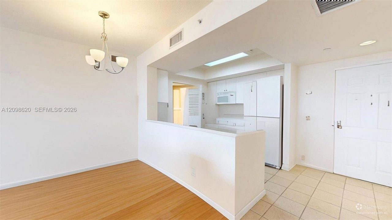 19501 W Country Club Dr, Unit 2505, Aventura, FL 33180 Photo