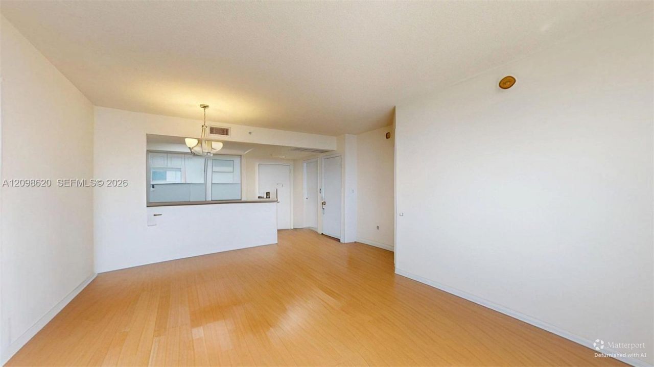 19501 W Country Club Dr, Unit 2505, Aventura, FL 33180 Photo