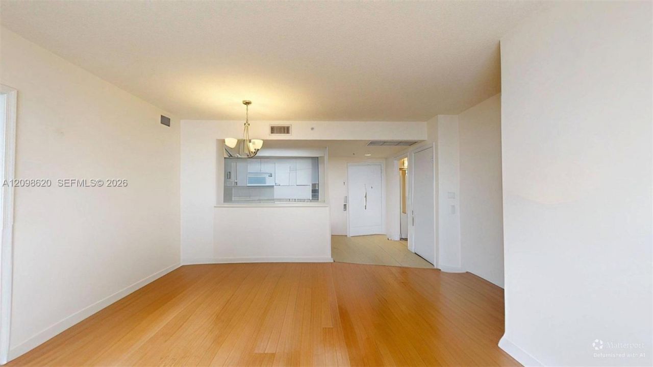 19501 W Country Club Dr, Unit 2505, Aventura, FL 33180 Photo