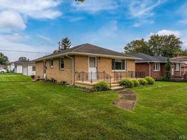 753 East And West Road, Buffalo, NY 14224