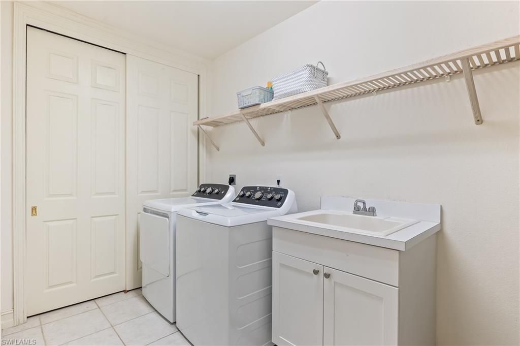4970 Westchester Ct, Unit 4202, Naples, FL 34105 Photo