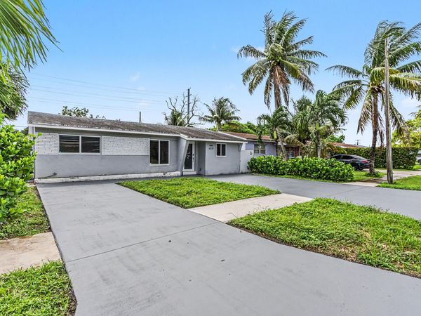 6320 ADAMS Street, Hollywood, FL 33023