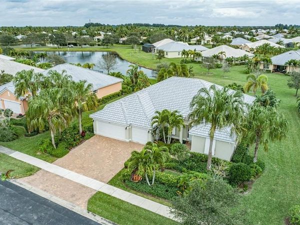 6400 Monserrat Drive, Vero Beach, FL 32967