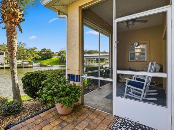 2 MARINA POINT PLACE , PALM COAST, FL 32137