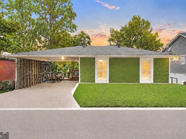 2298 E Lake Drive NE, Conyers, GA 30012