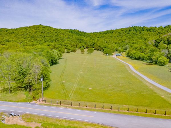 9701 Fox Hollow Rd , Christiana, TN 37037
