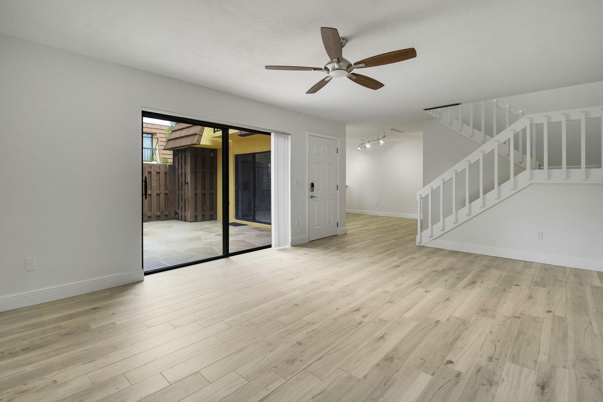 825 Center Street, Unit 30b, Jupiter, FL 33458 Photo
