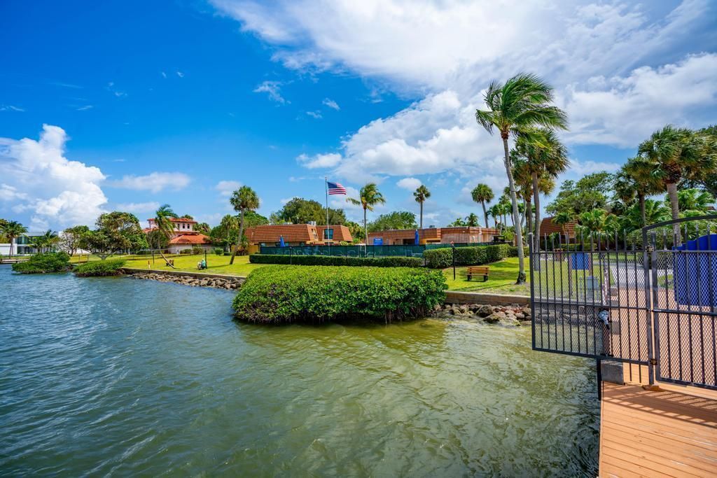 825 Center Street, Unit 30b, Jupiter, FL 33458 Photo