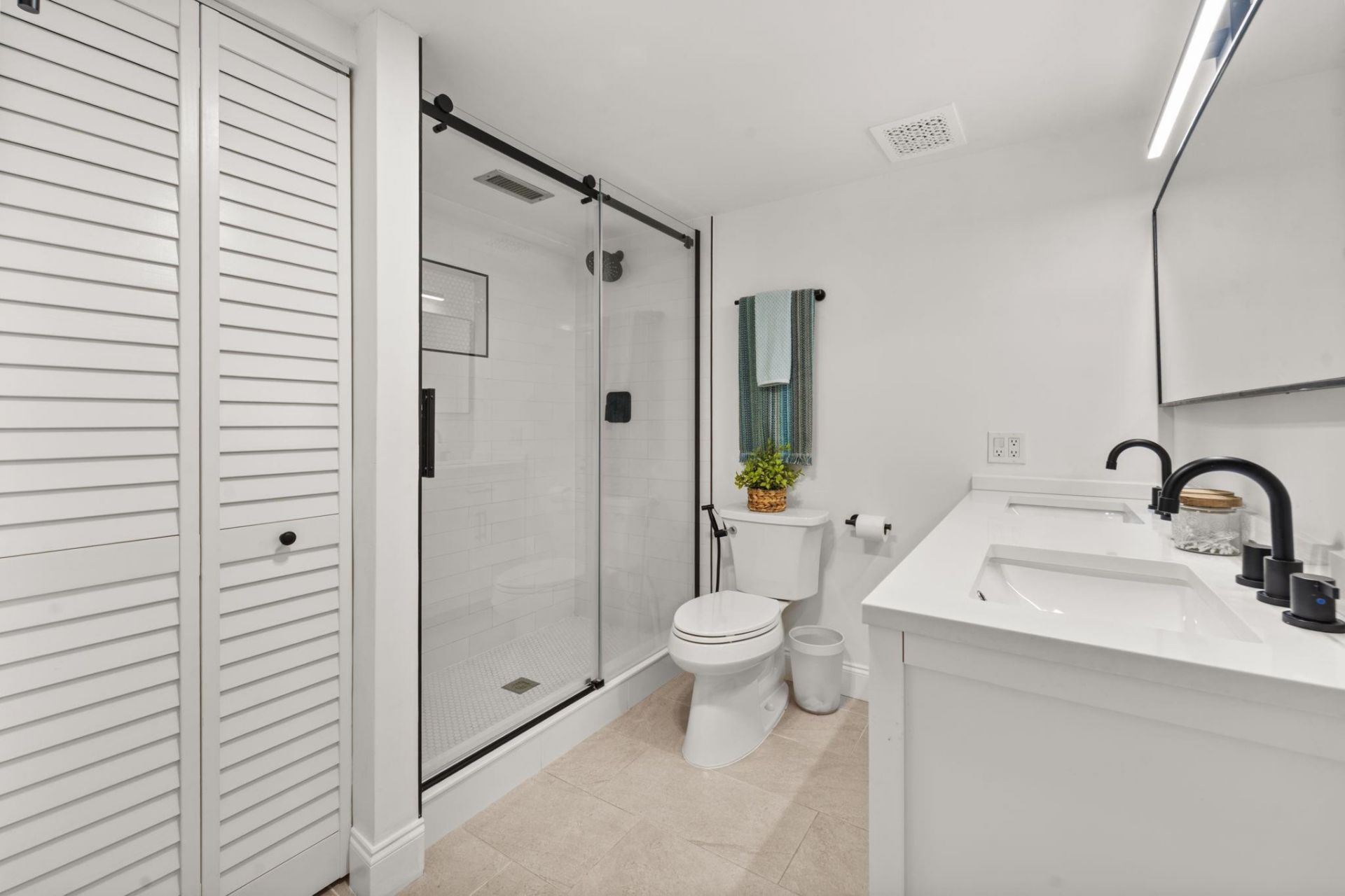 1655 NE 115th Street, Unit 10B, Miami, FL 33181 Photo