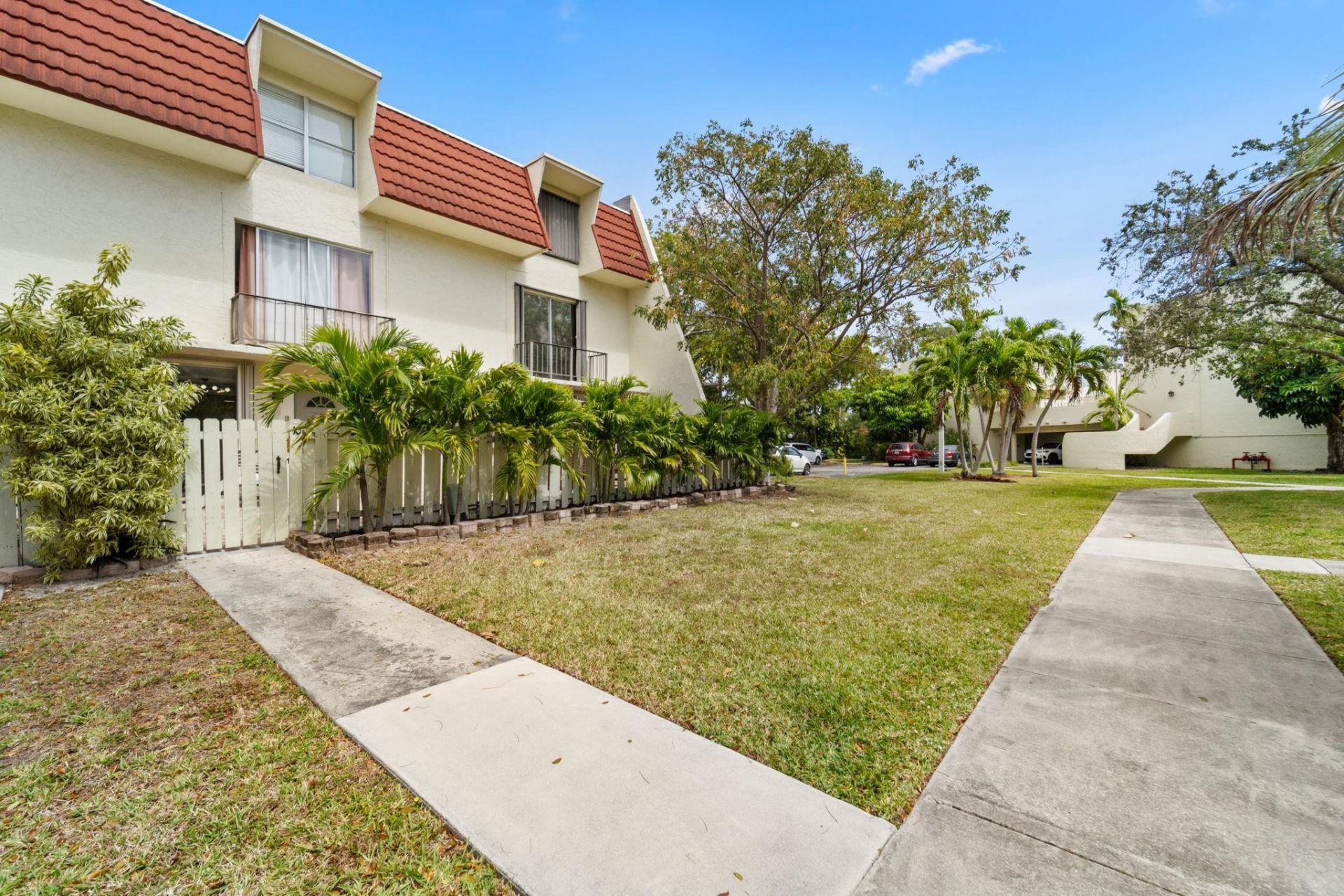 1655 NE 115th Street, Unit 10B, Miami, FL 33181 Photo