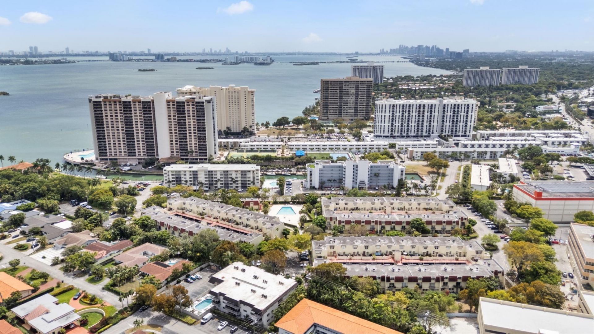 1655 NE 115th Street, Unit 10B, Miami, FL 33181 Photo