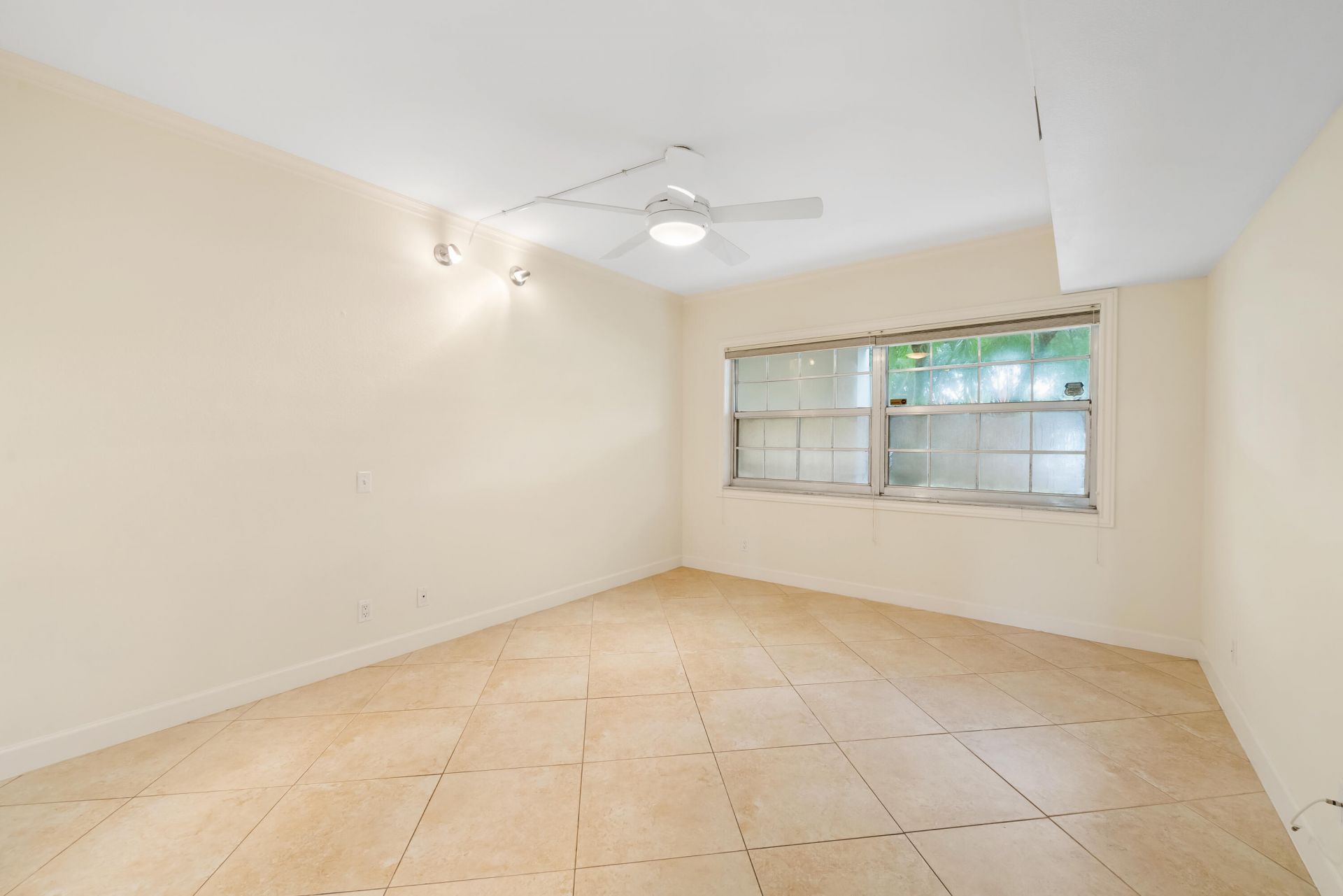 4000 Cypress Grove Way, Unit 103, Pompano Beach, FL 33069 Photo