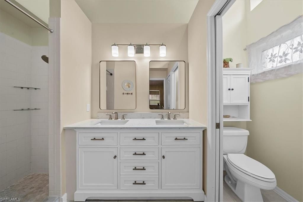 5485 Whitten Dr, Naples, FL 34104 Photo