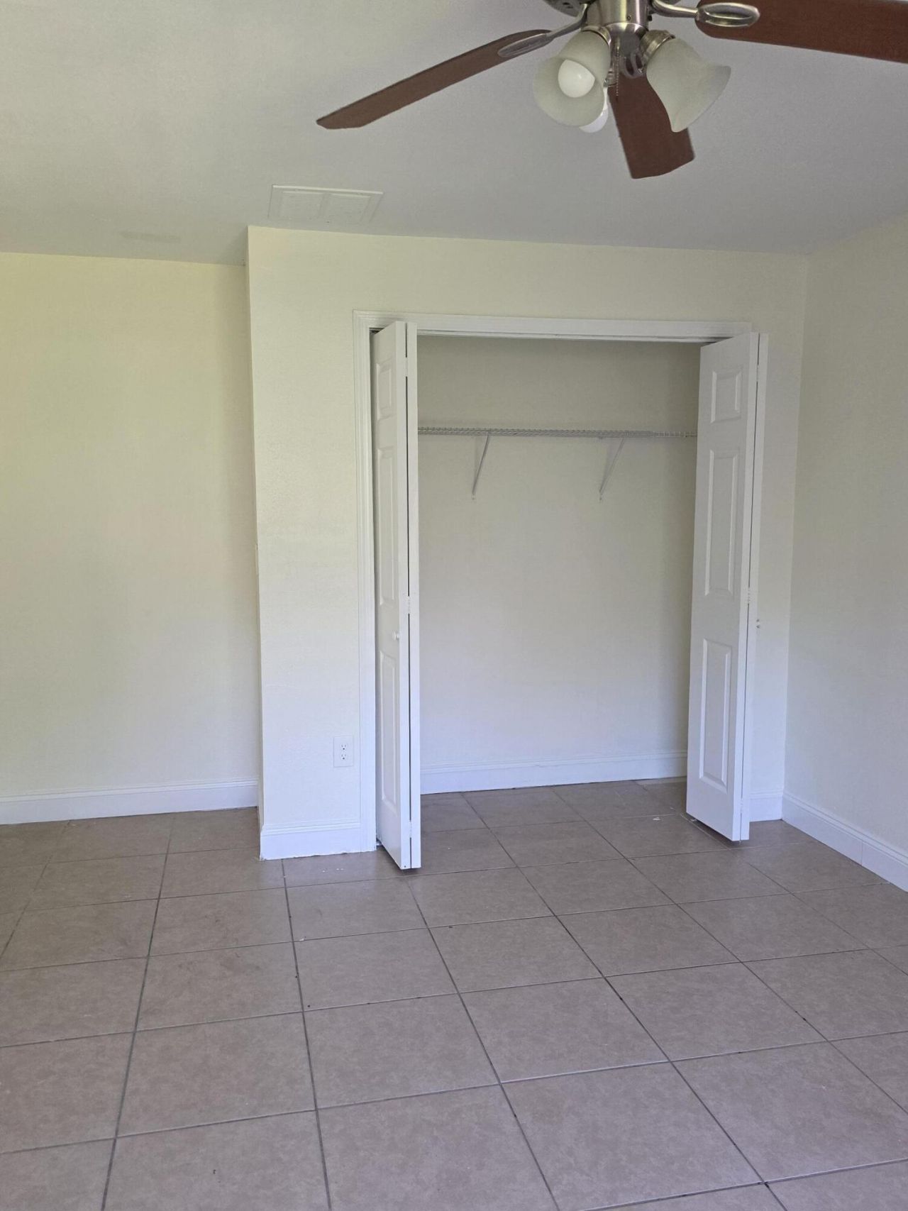 2013 Dock Street, West Palm Beach, FL 33401 Photo