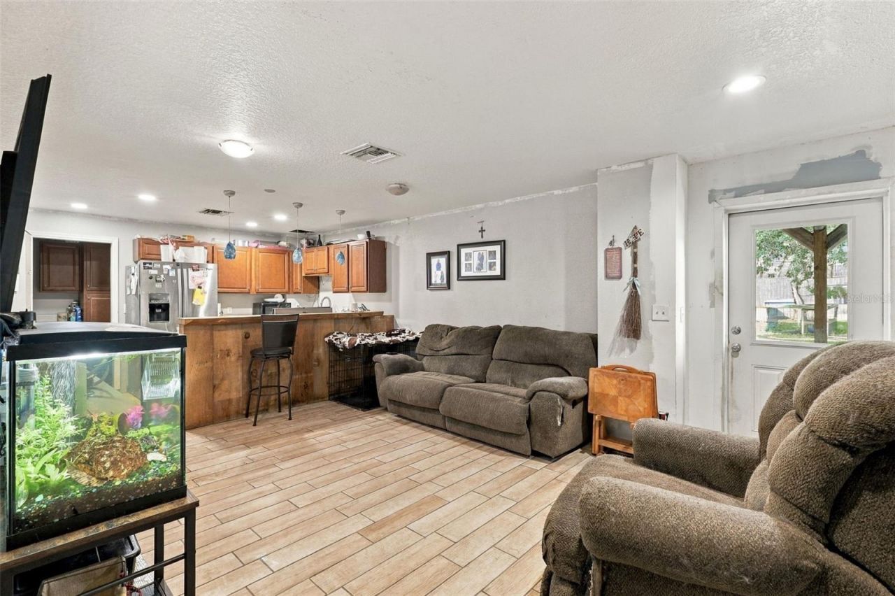 3345 Riverhead Drive , Deltona, FL 32738 Photo