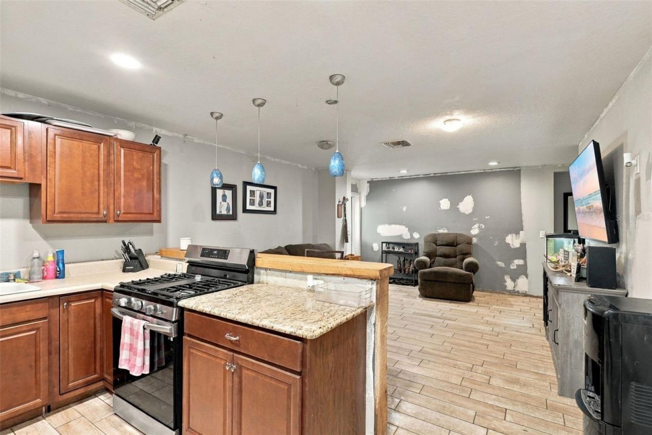 3345 Riverhead Drive , Deltona, FL 32738 Photo
