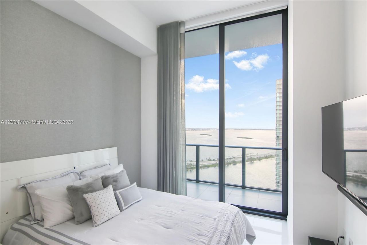 501 NE 31st St, Unit 4006, Miami, FL 33137 Photo