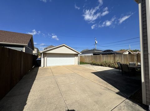 Main Photo