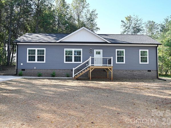 2026 Windigo Street , Newton, NC 28658