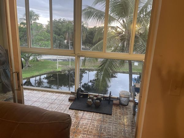 1101 NW 58TH Terrace, Unit 404, Sunrise, FL 33313