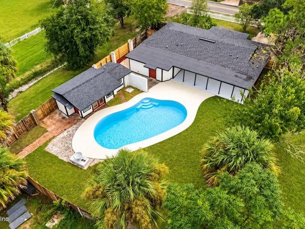 4422 FOREST Boulevard, Jacksonville, FL 32246
