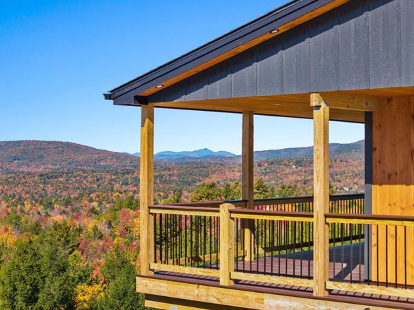 10 Stearns Hill Road , West Paris, ME 04281