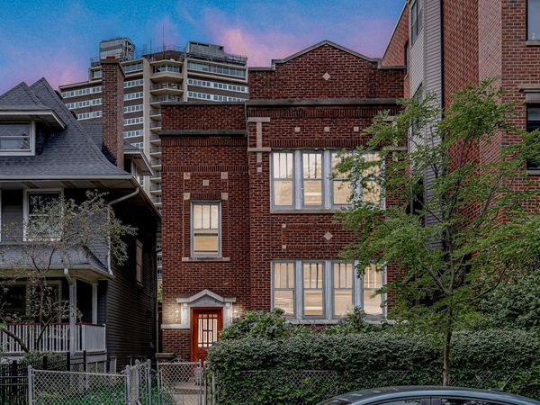 5814 N WINTHROP Avenue, Unit 2, Chicago, IL 60660