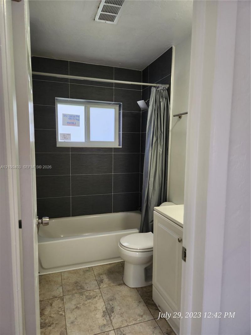 9500 NW 72nd Ct , Unit 1, Tamarac, FL 33321 Photo