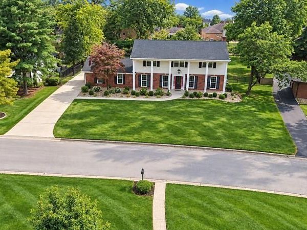 12120 Hibler Drive , Creve Coeur, MO 63141