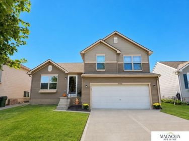 19501 T Street, Omaha, NE 68135