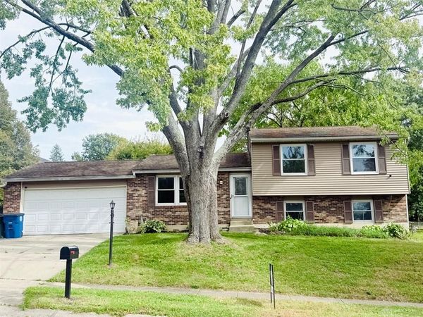 5210 Strathaven Drive, Dayton, OH 45424