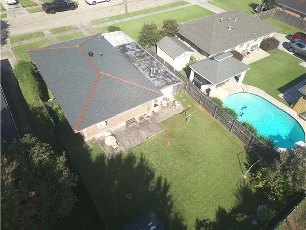 933 BROCKENBRAUGH Court, Metairie, LA 70005