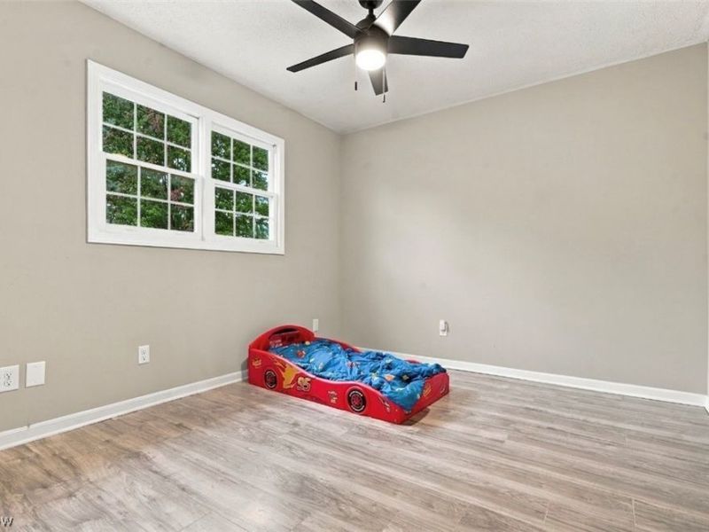 701 Glencarlyn Avenue, Louisville, OH 44641 Photo 22