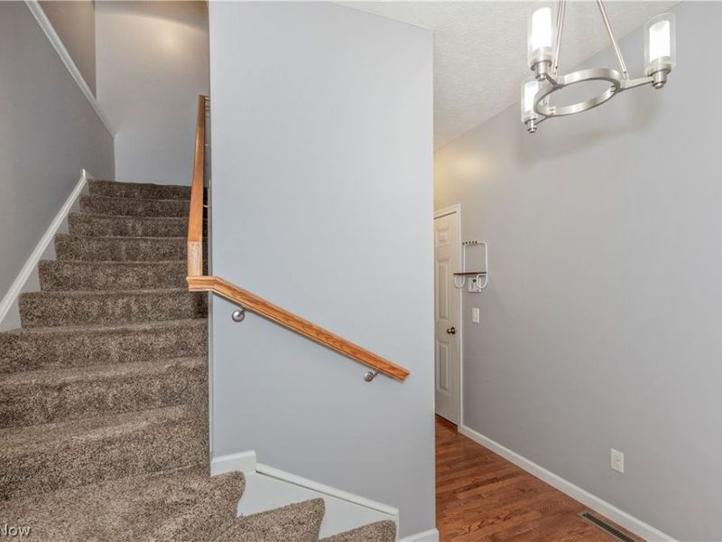 1344 Wellingshire Circle, Cuyahoga Falls, OH 44221 Photo 21