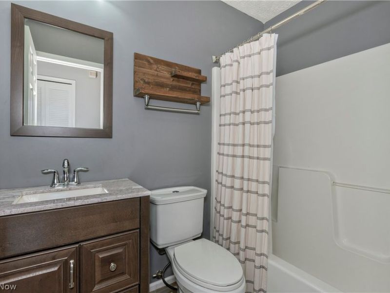 1344 Wellingshire Circle, Cuyahoga Falls, OH 44221 Photo 38
