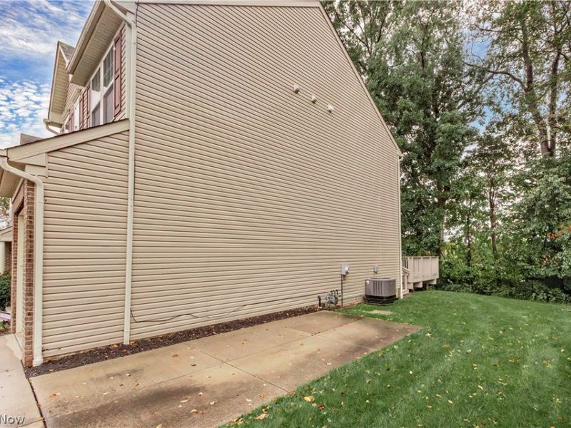 1344 Wellingshire Circle, Cuyahoga Falls, OH 44221 Photo 43