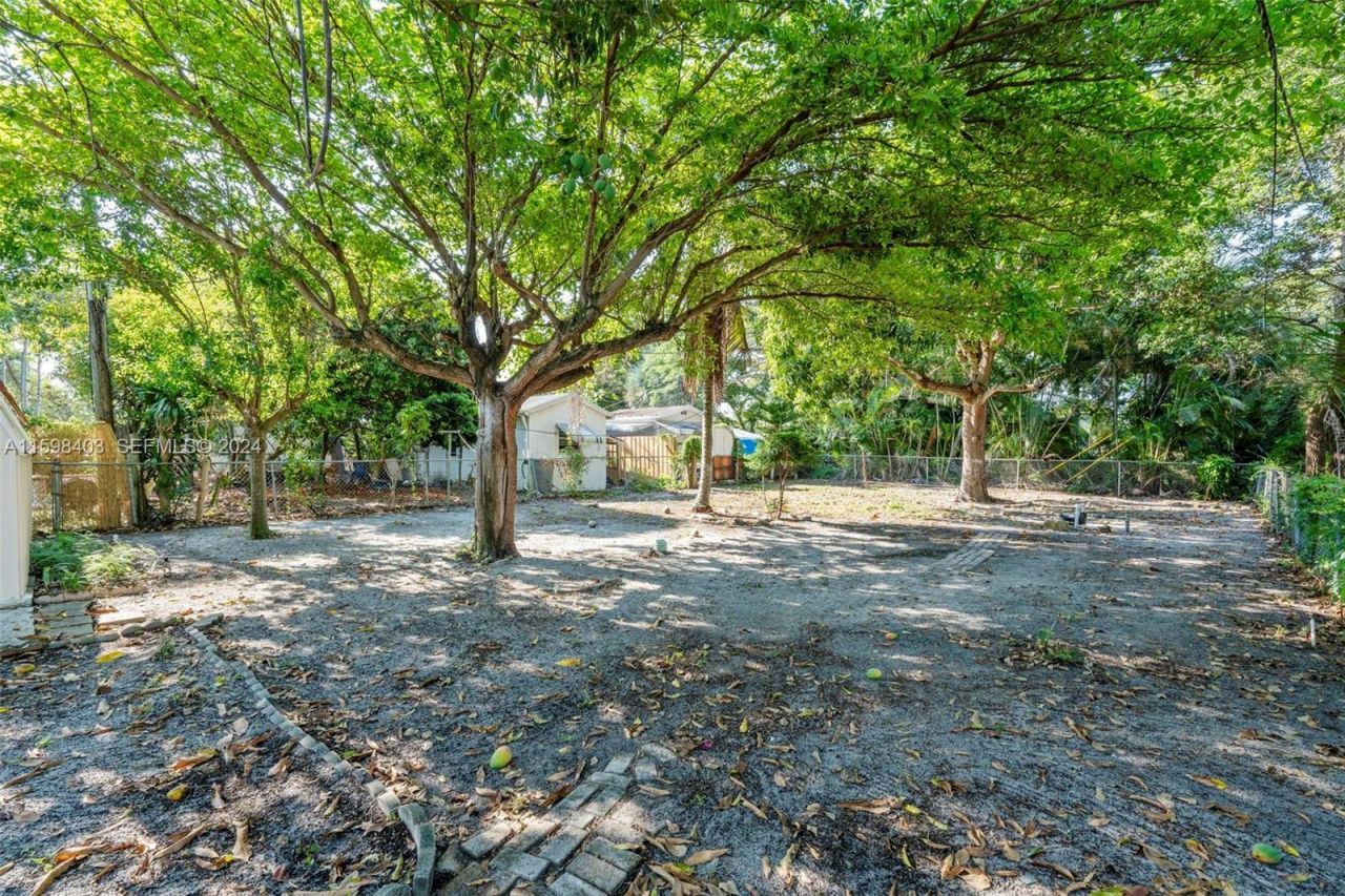 1501 N 18th Avenue N, Lake Worth Beach, FL 33460 Photo
