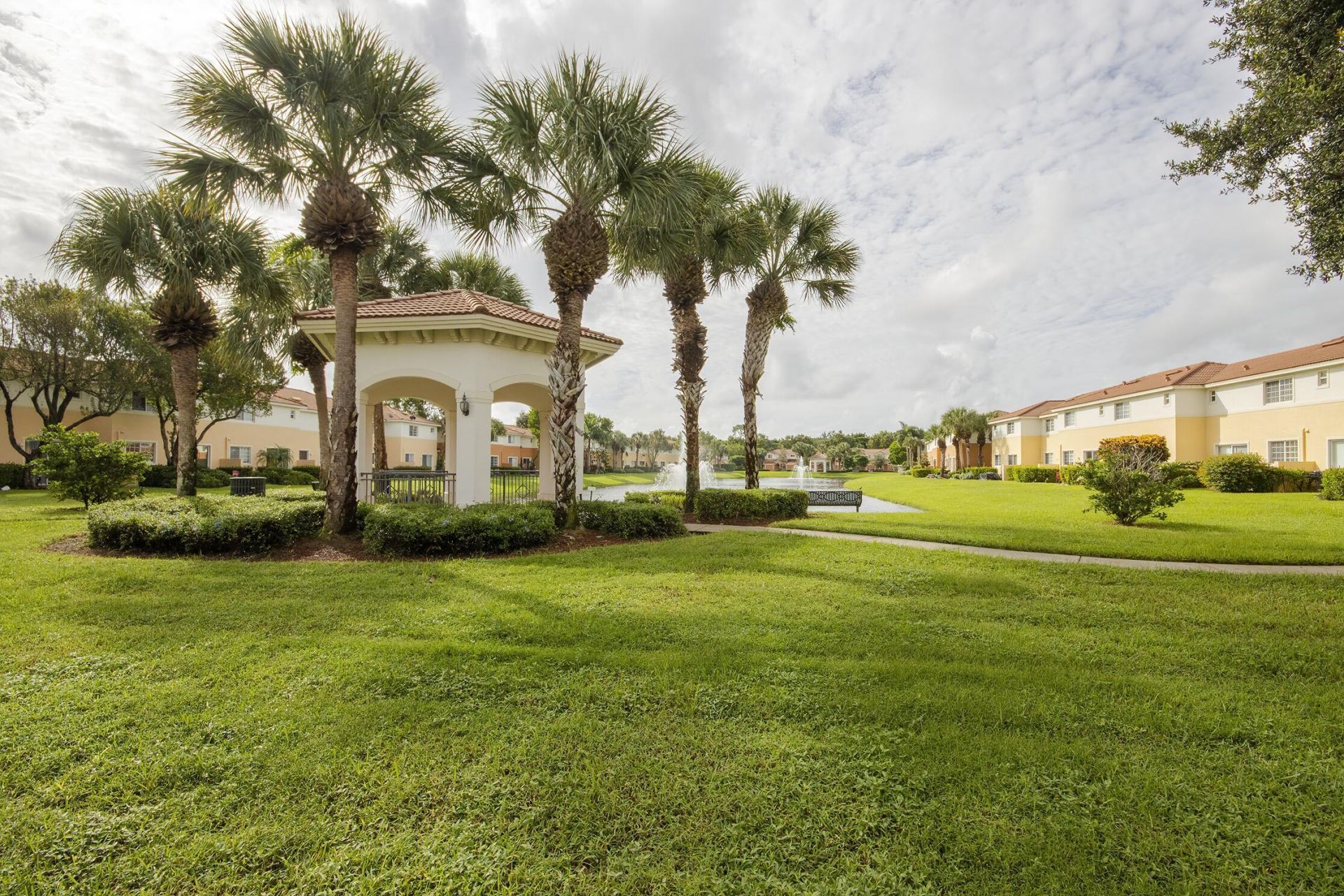 7401 Sarentino Lane, Unit 211, Boynton Beach, FL 33437 Photo
