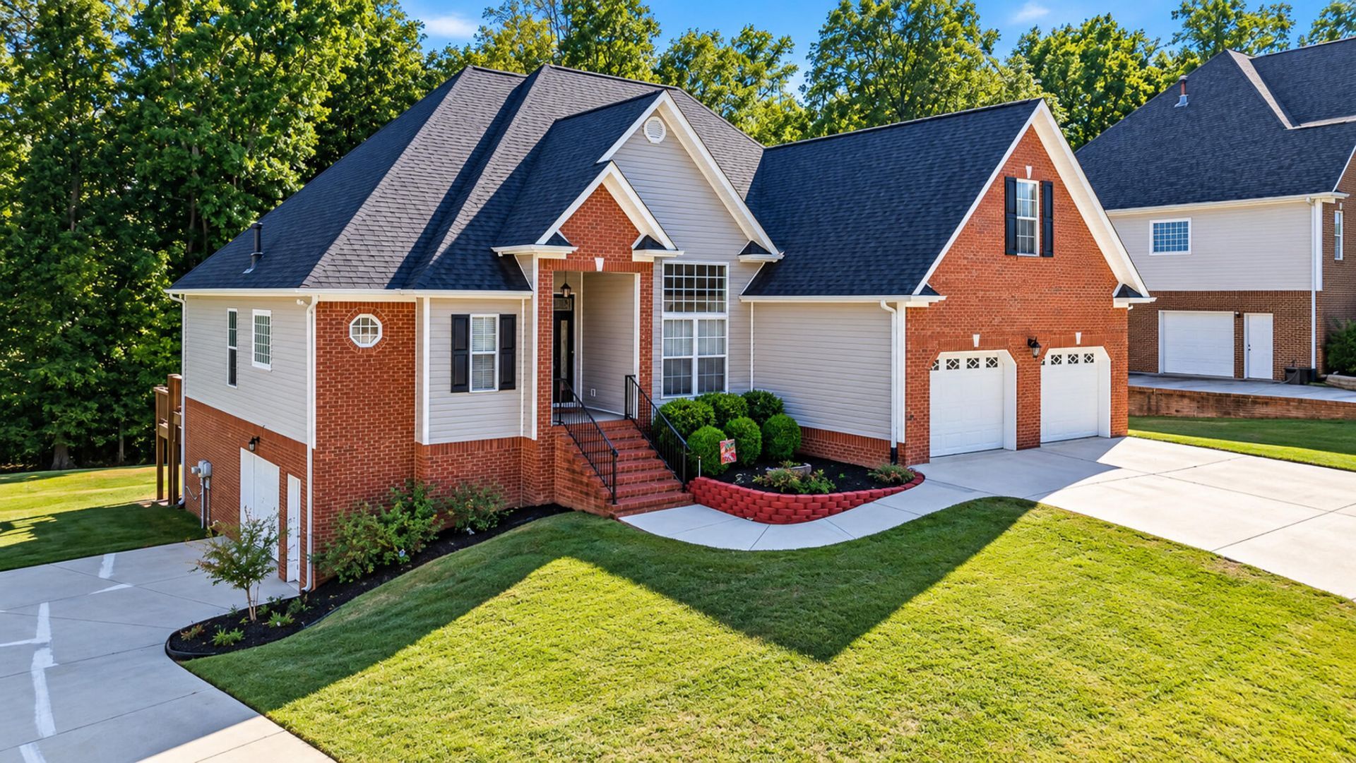 840 Brooke Stone Drive Soddy Daisy, TN 37379