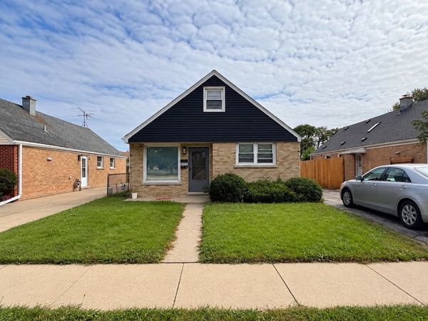 4137 Ruby Street , Schiller Park, IL 60176