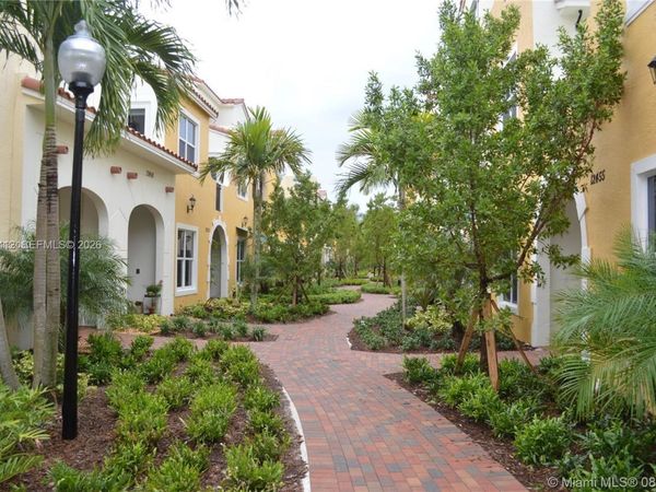 12459 NW 17th Ct , Unit 217, Pembroke Pines, FL 33028