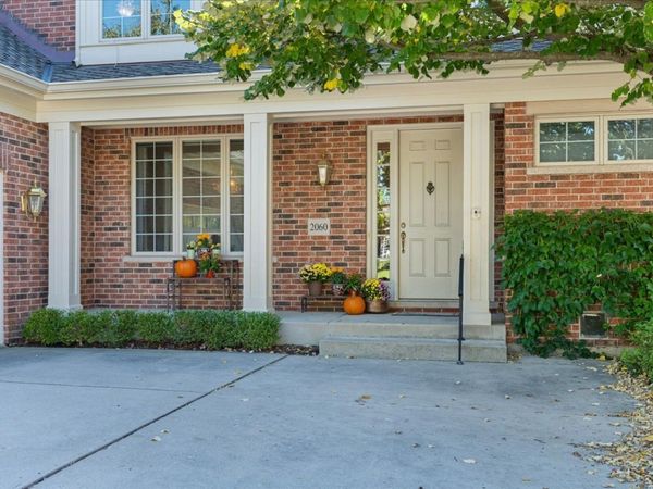 2060 Claridge Court, Northbrook, IL 60062