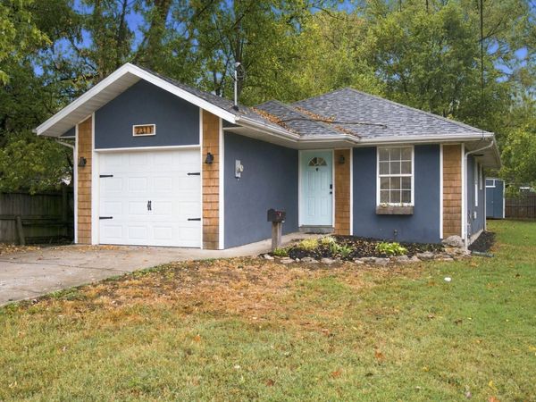 2311 W Nichols Street, Springfield, MO 65802