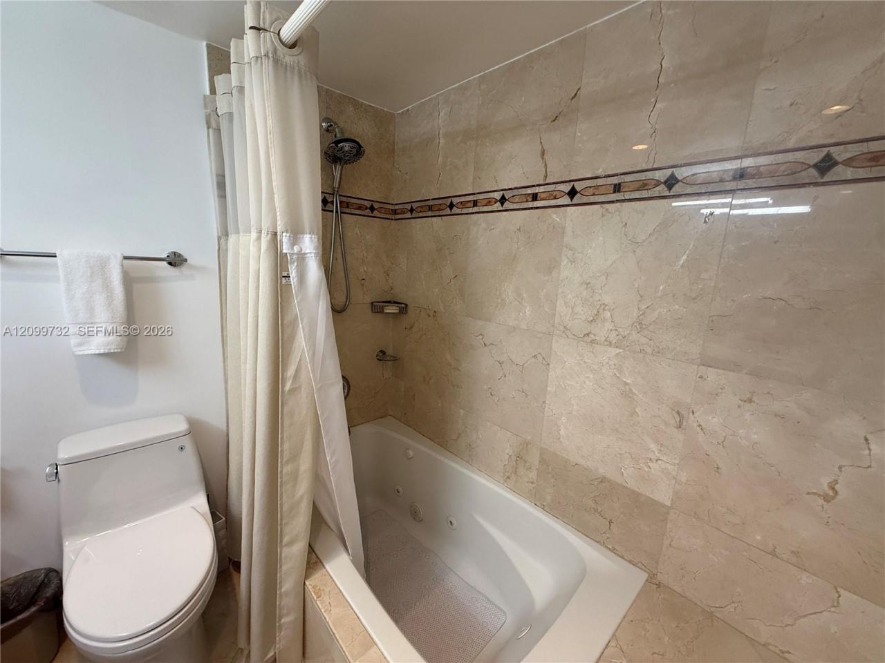 100 Lincoln Rd , Unit 848, Miami Beach, FL 33139 Photo