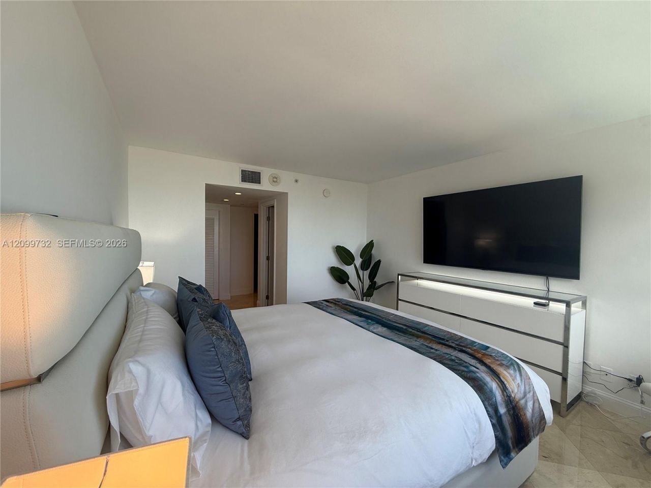 100 Lincoln Rd , Unit 848, Miami Beach, FL 33139 Photo