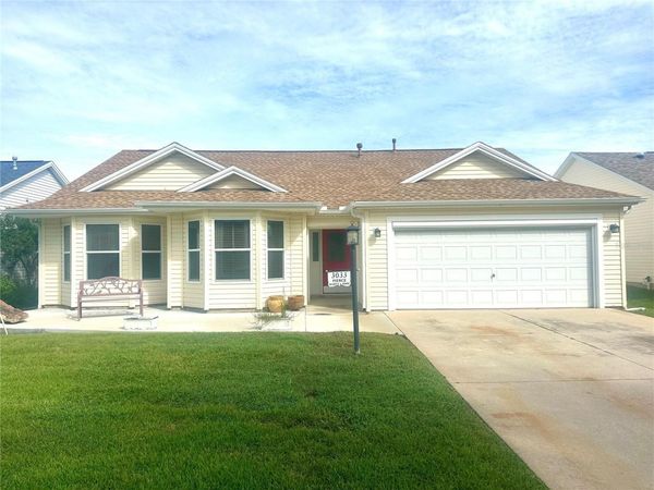 3033 HILLSIDE LANE , THE VILLAGES, FL 32162