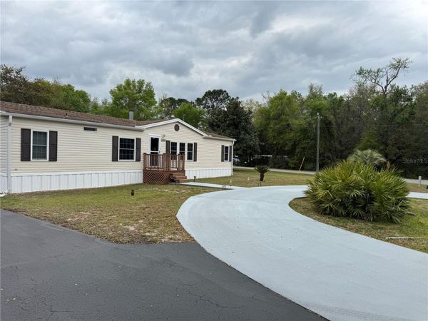 18600 SE 17TH STREET , SILVER SPRINGS, FL 34488