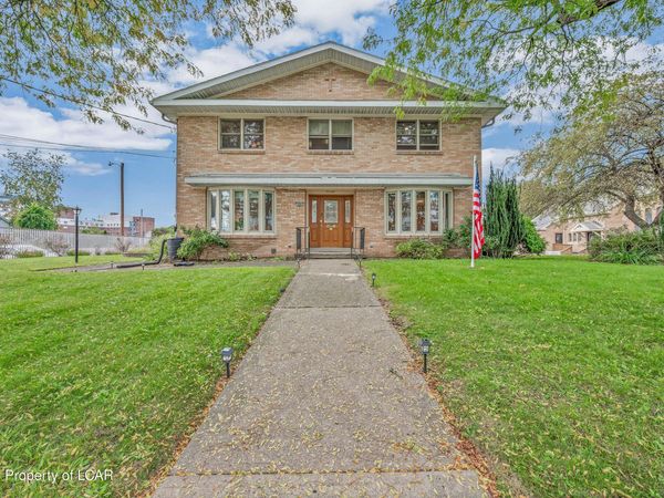 668 N Main Street, Wilkes-Barre, PA 18705