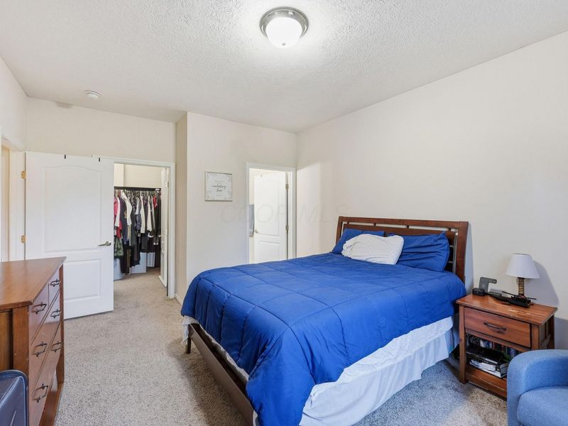 6366 Edgecreek Lane, Columbus, OH 43231 Photo 13